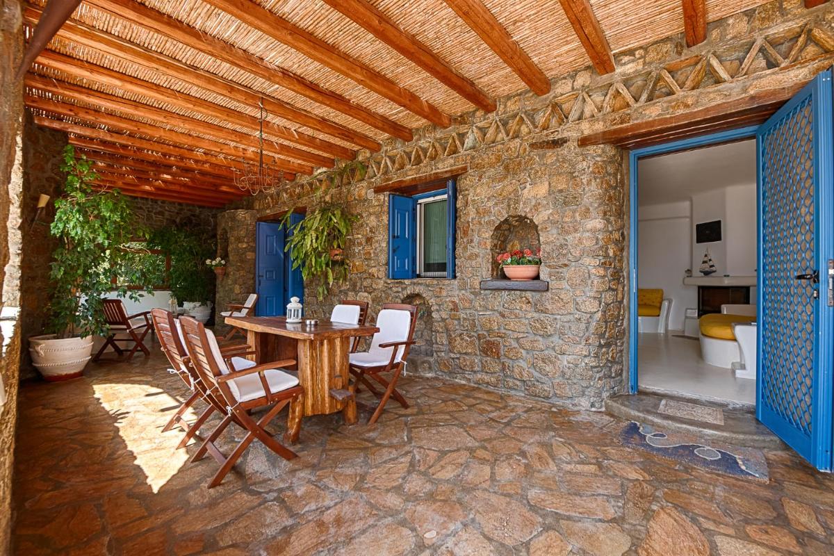 Mykonian Iros Suites & Villas