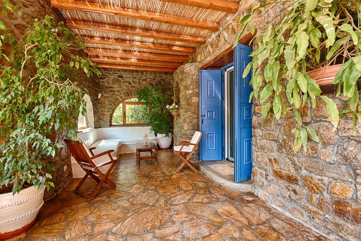 Mykonian Iros Suites & Villas