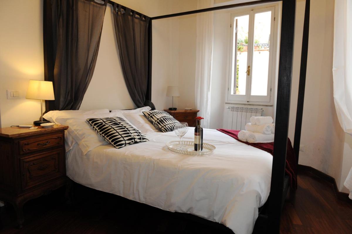 Suite Lungara — Rome