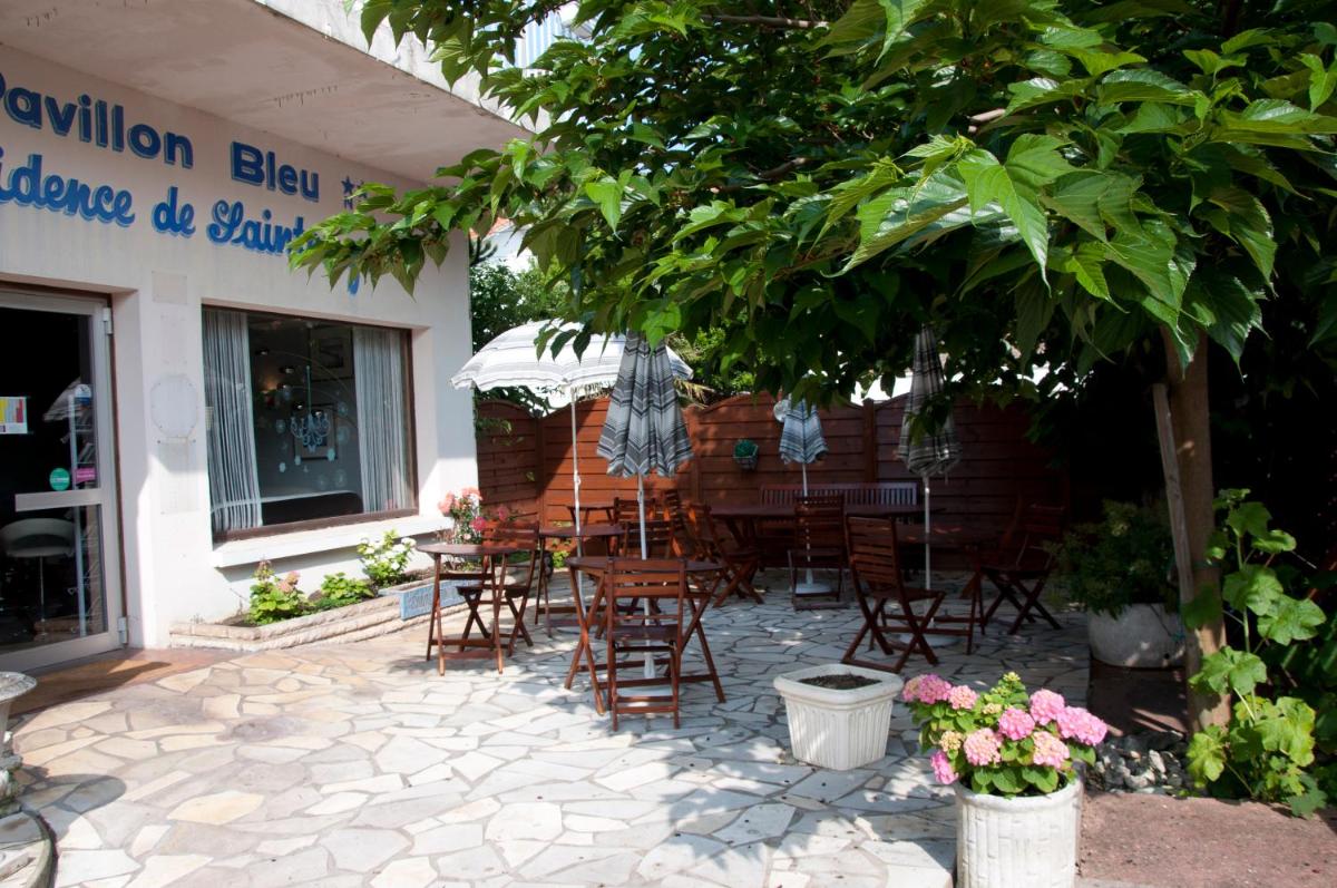 Le Pavillon Bleu Hotel Restaurant