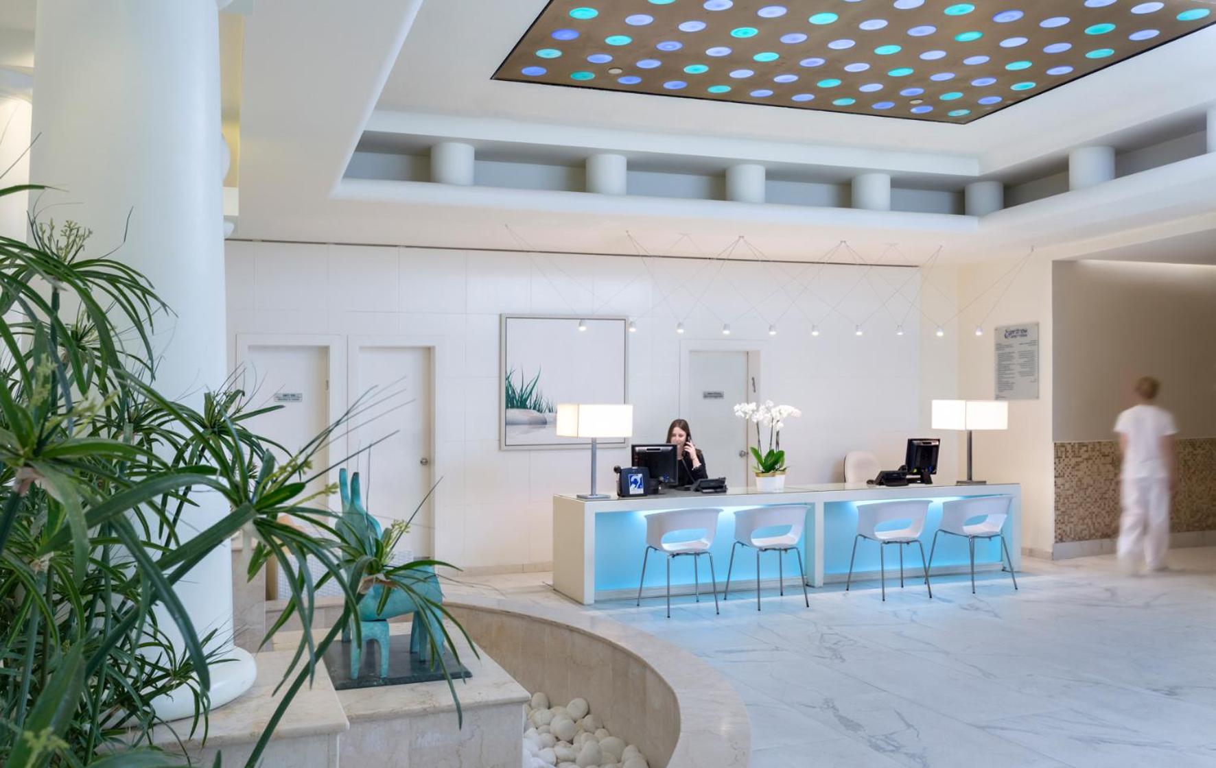 hotel reception