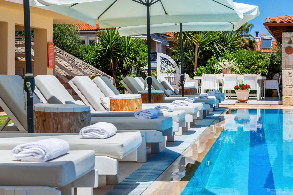 Hesperides Hotel Pefkochori