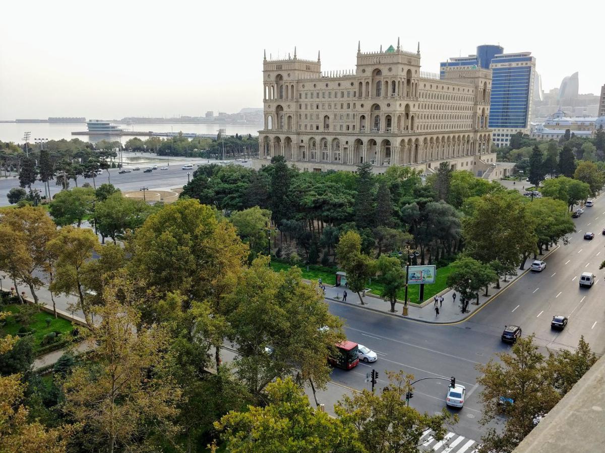 Apartment with Baku City and F1 view