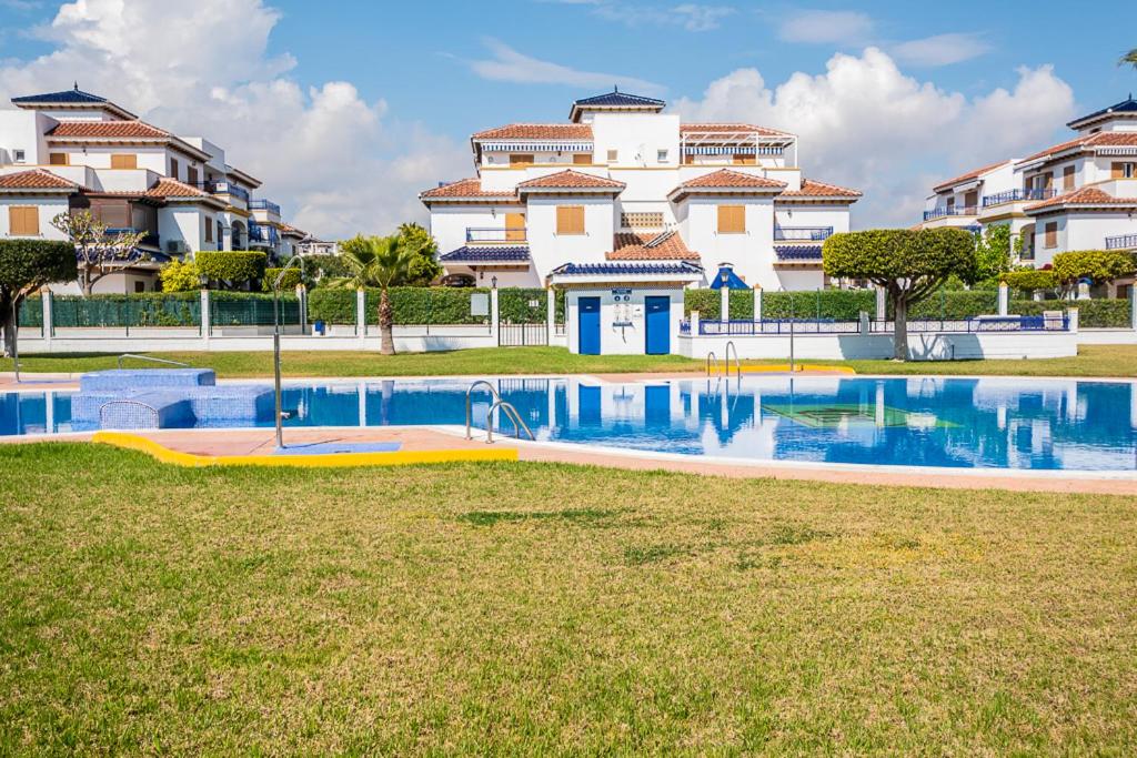 Lovely apartment near the beach photo 1