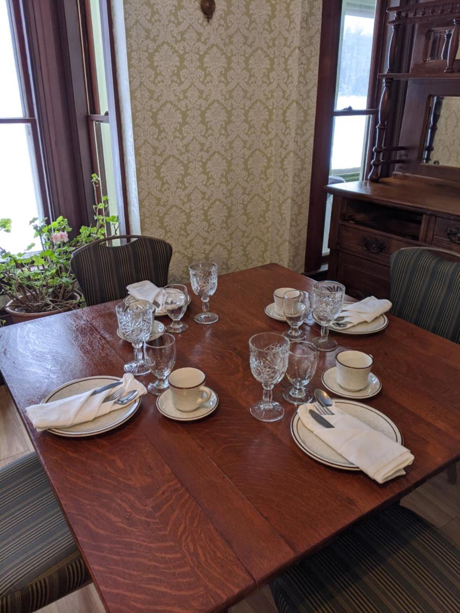 restaurant