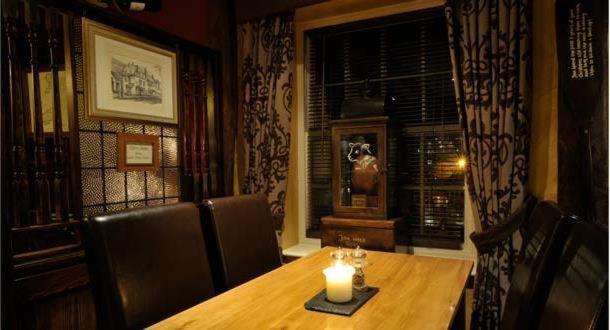 restaurant