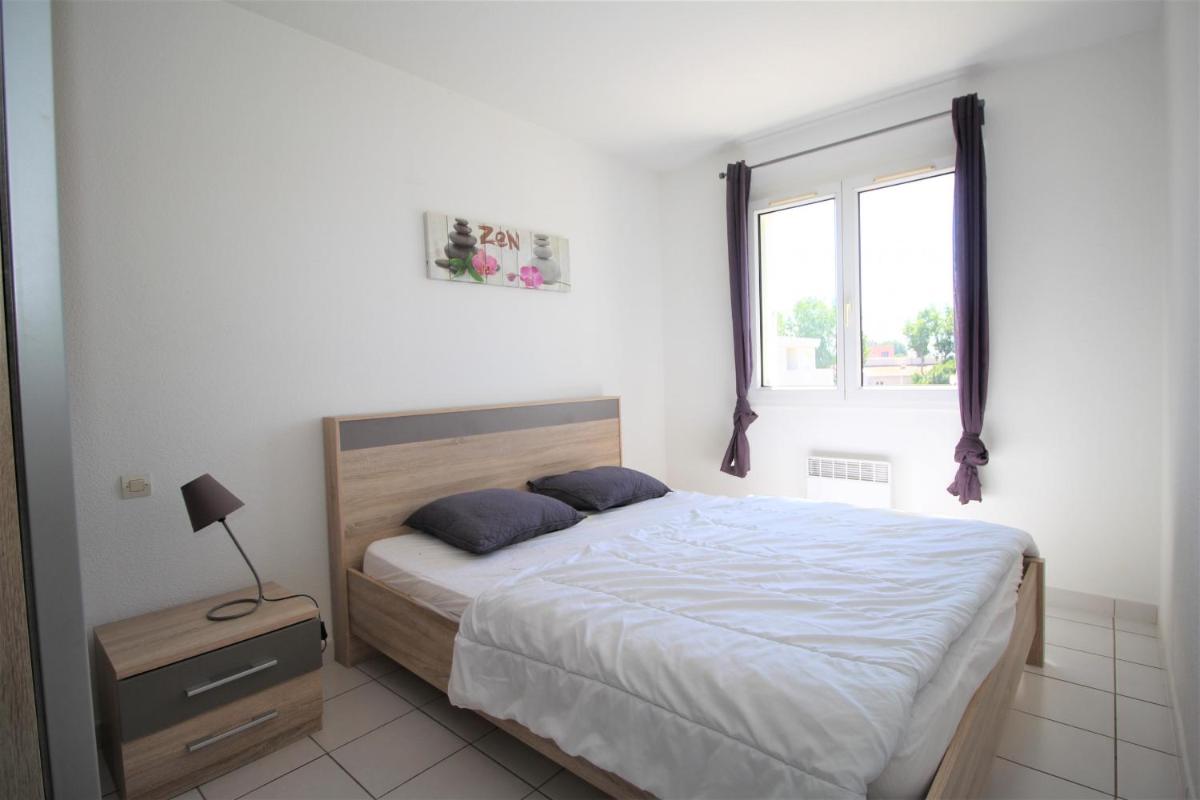 VOILLIERS- T2 avec parking à 700m de la plage