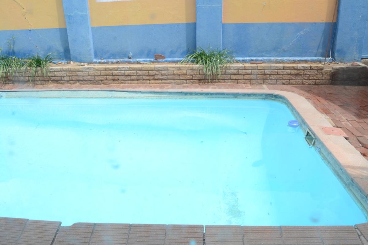 Photo 13