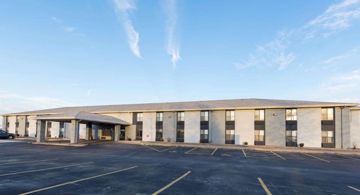 Peoria Vacations - Best Western Morton Inn - Property Image 1