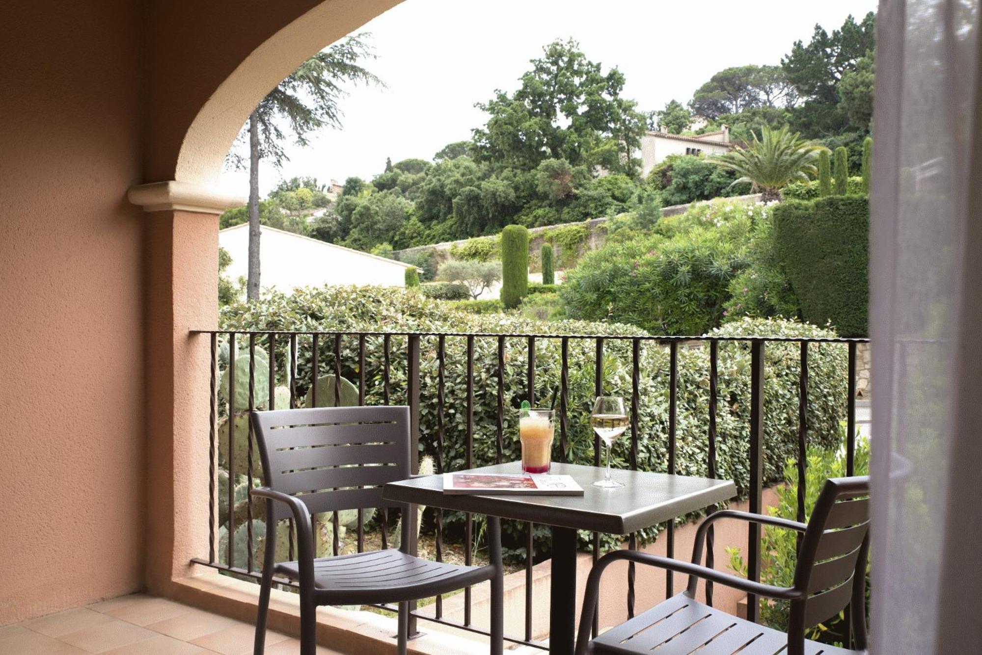 balcony