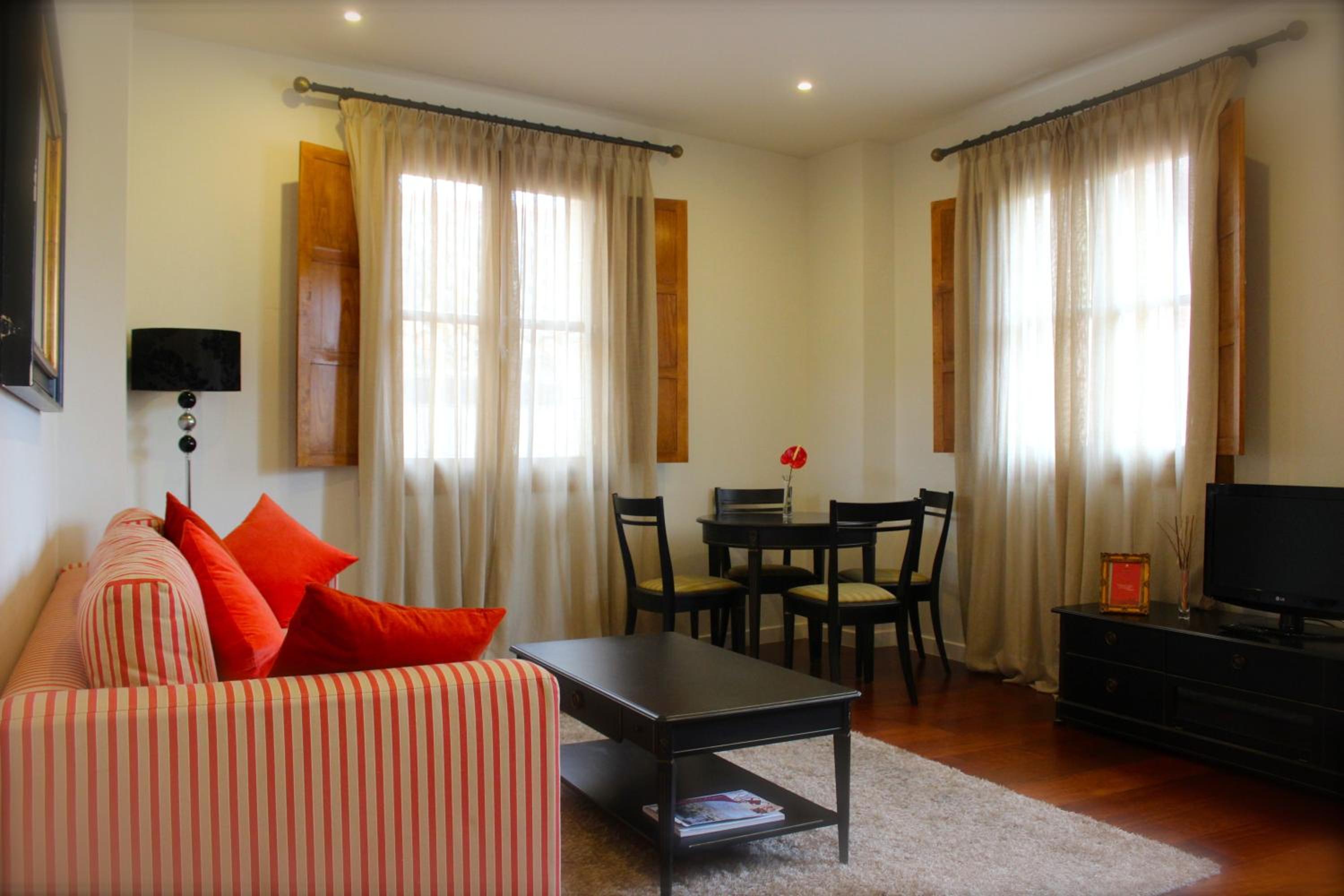 Casa Urbana Adolfo