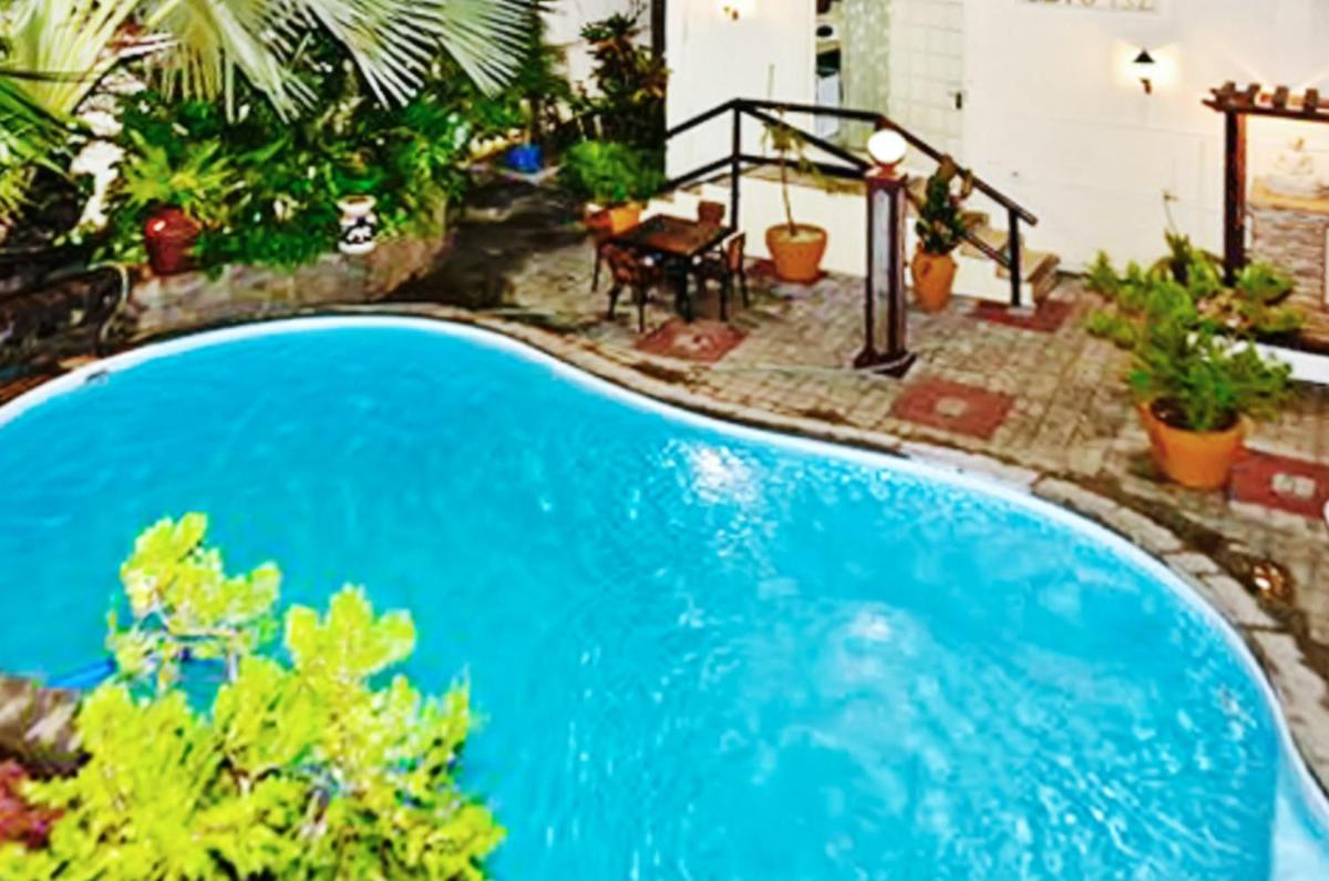 Studio with shared pool furnished terrace and wifi at Pereybere 1 km away from the beach