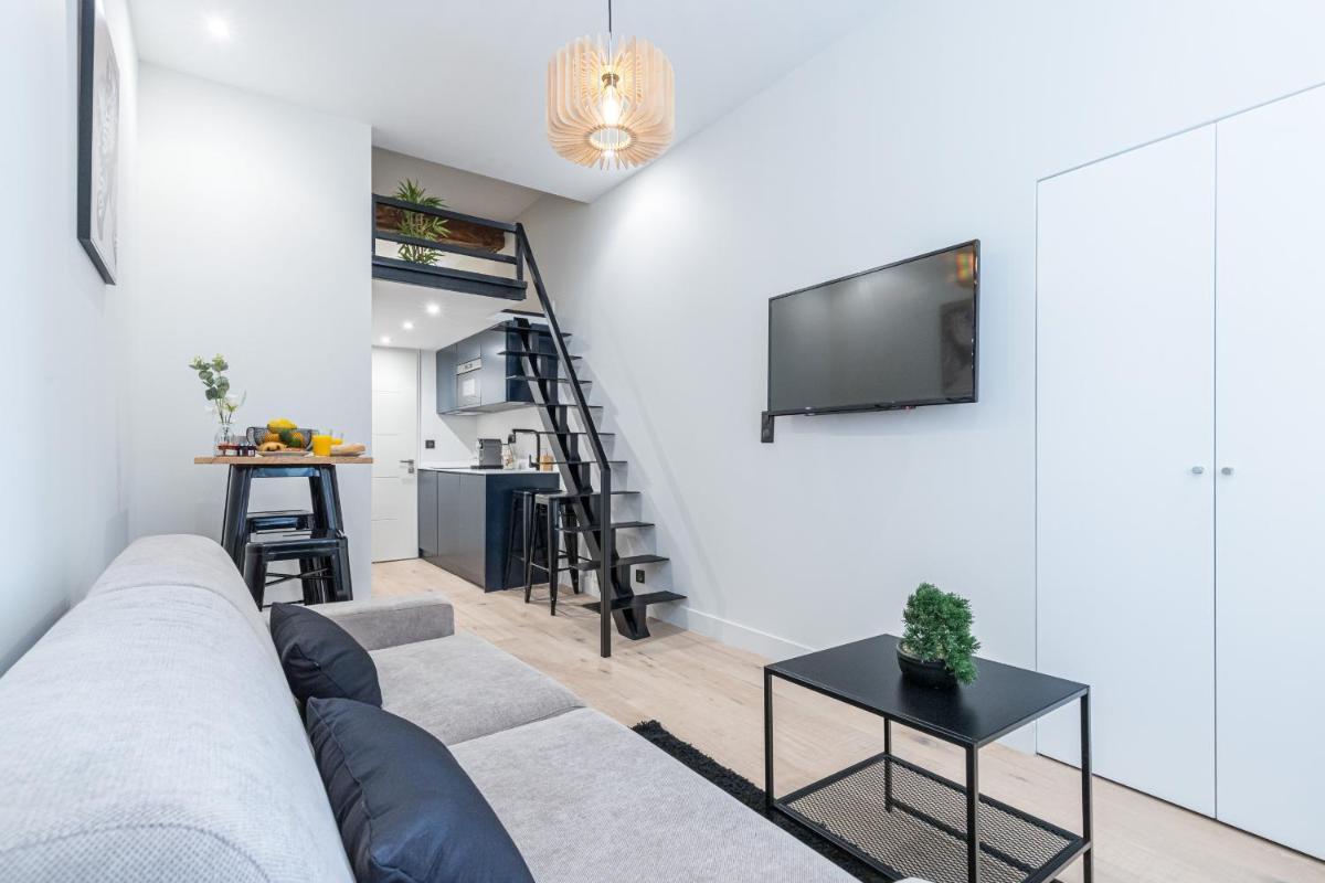 SMARTBNB - Studio Duplex - Vieux Nice - 100m de la mer photo 1