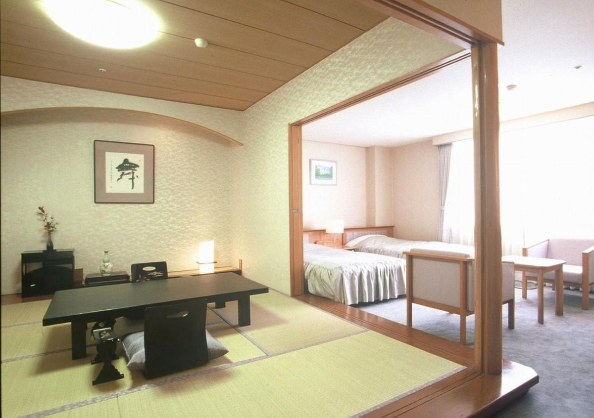Yufuin Hotel Shuhokan 5