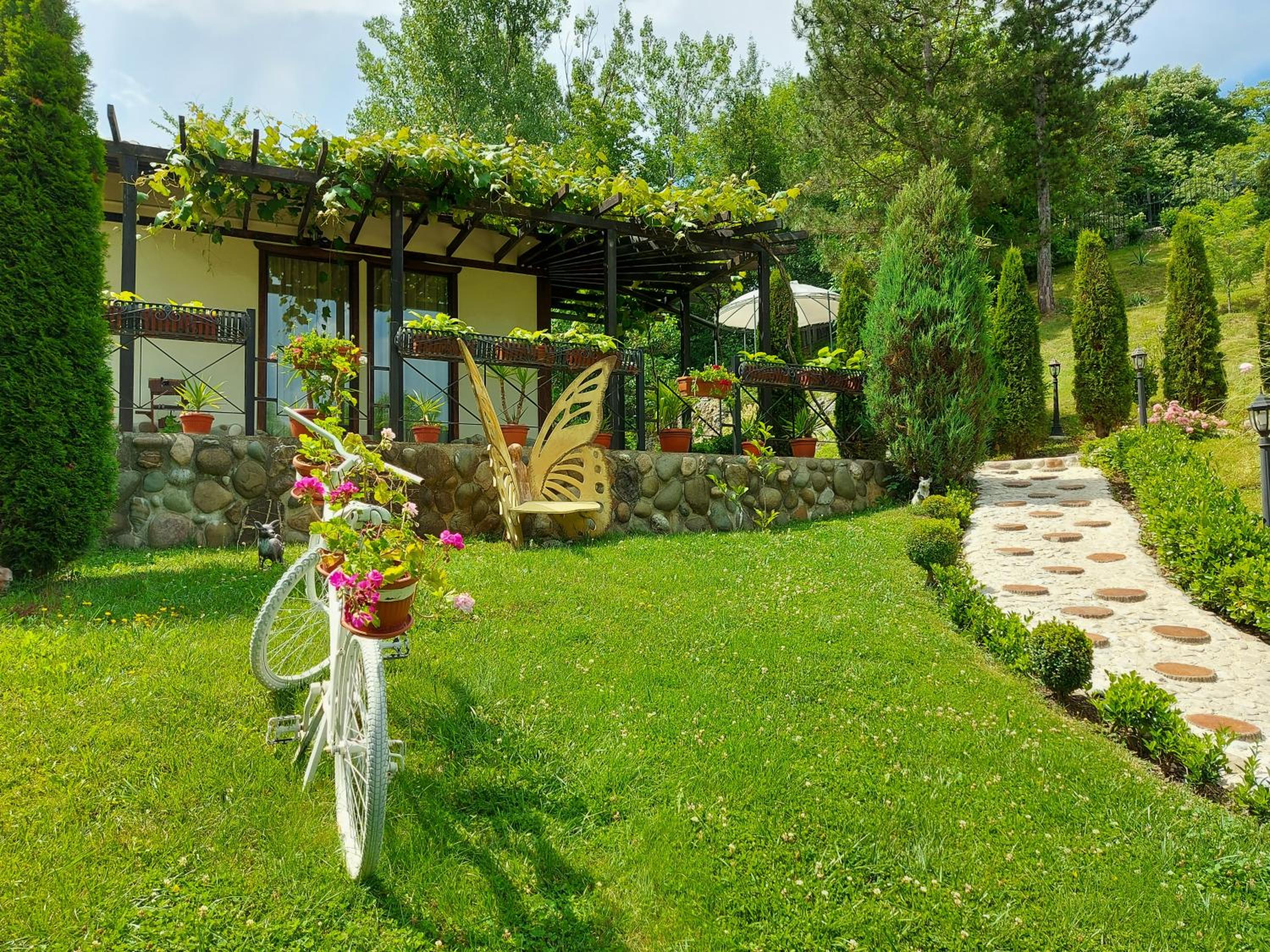 Elpida Hotel Complex