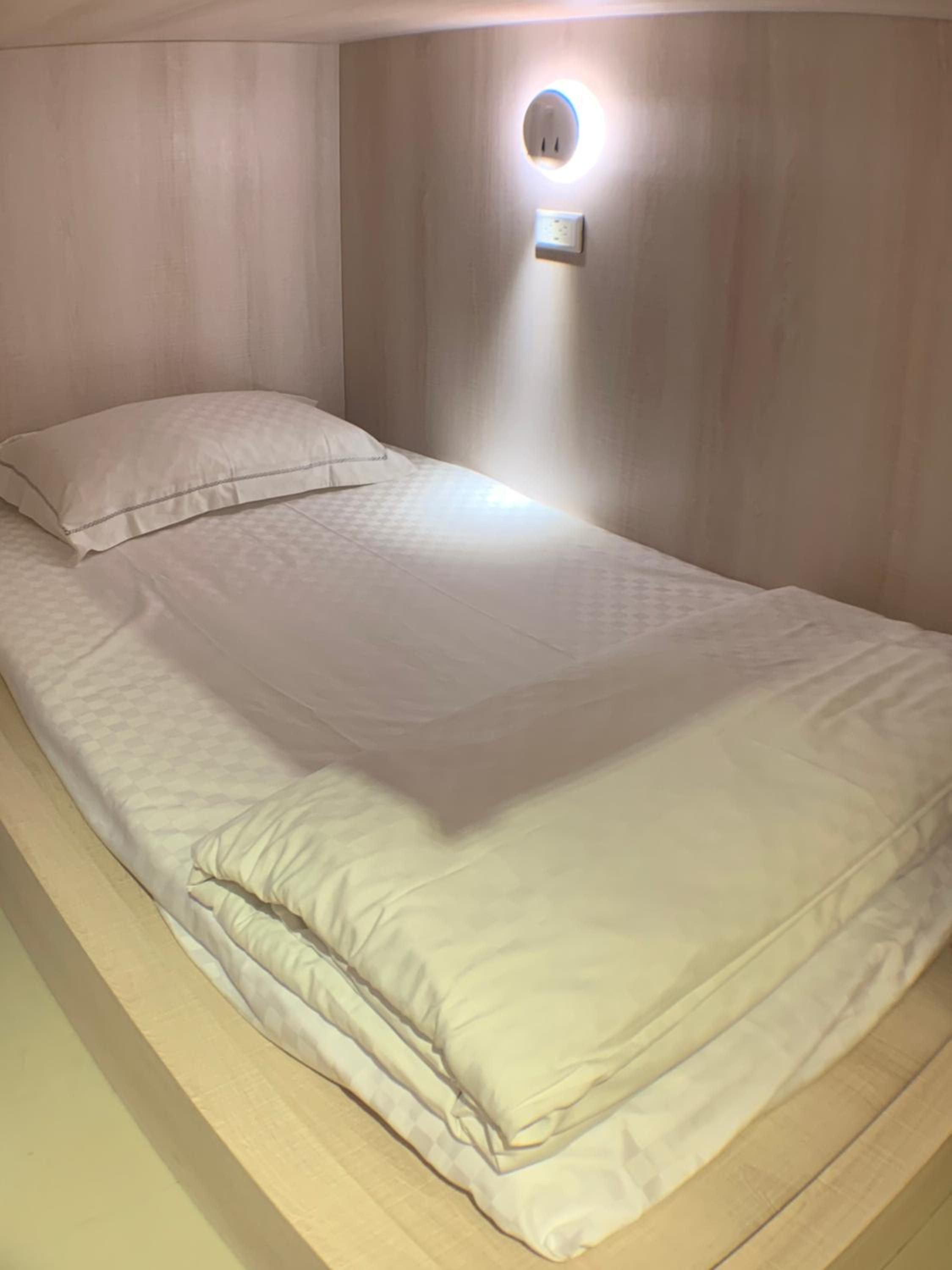 Dipper Ocean Hostel