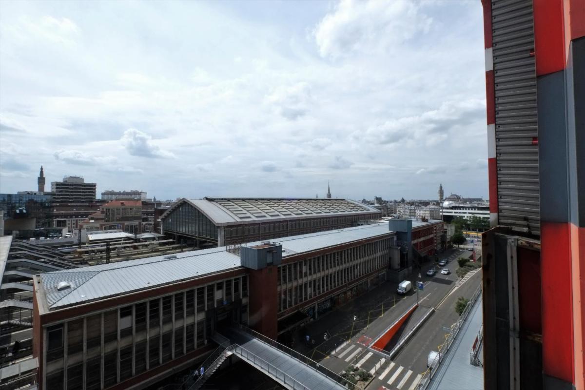 Photo 10