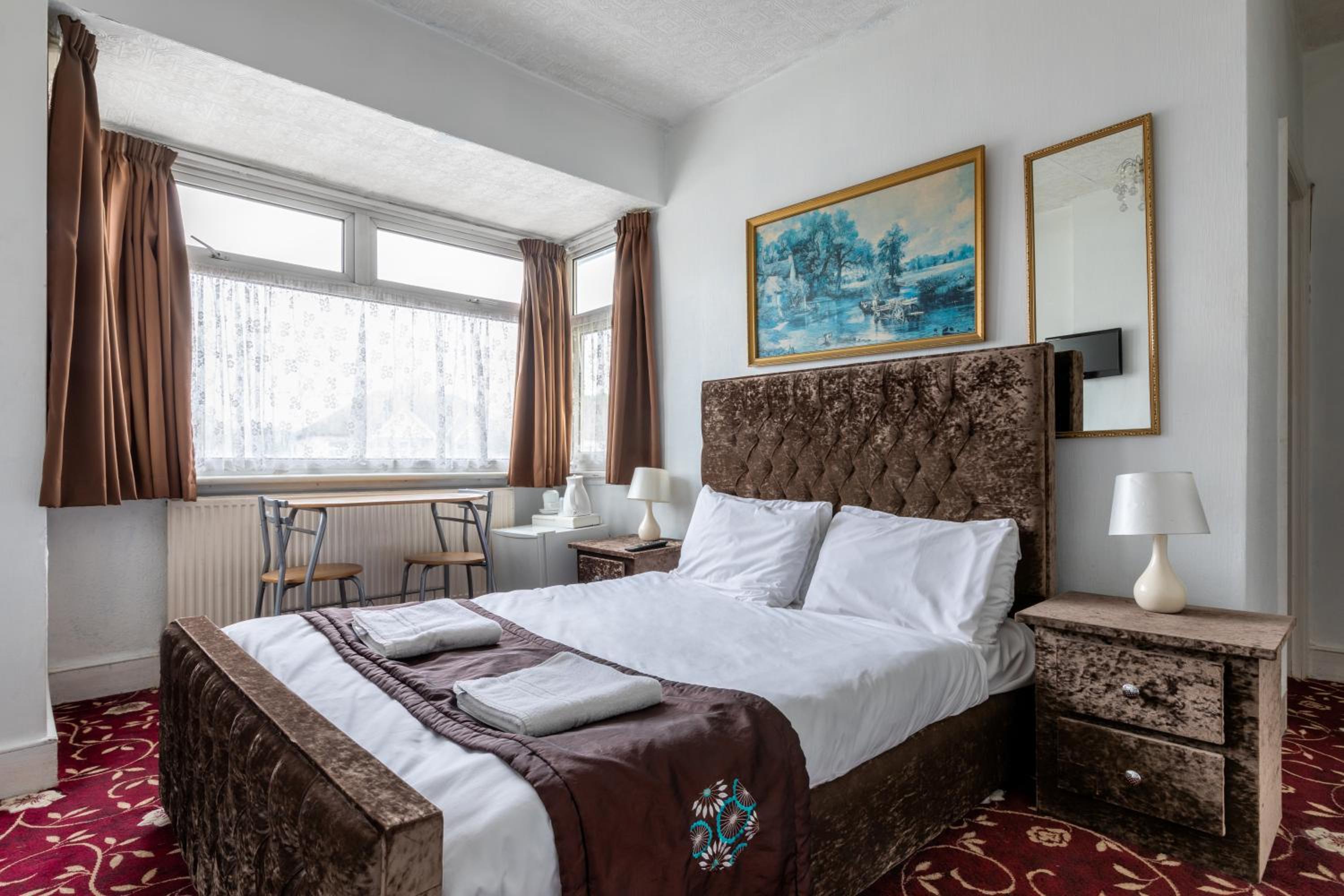 Harrow Vacations - Euro Hotel Harrow - Property Image 12