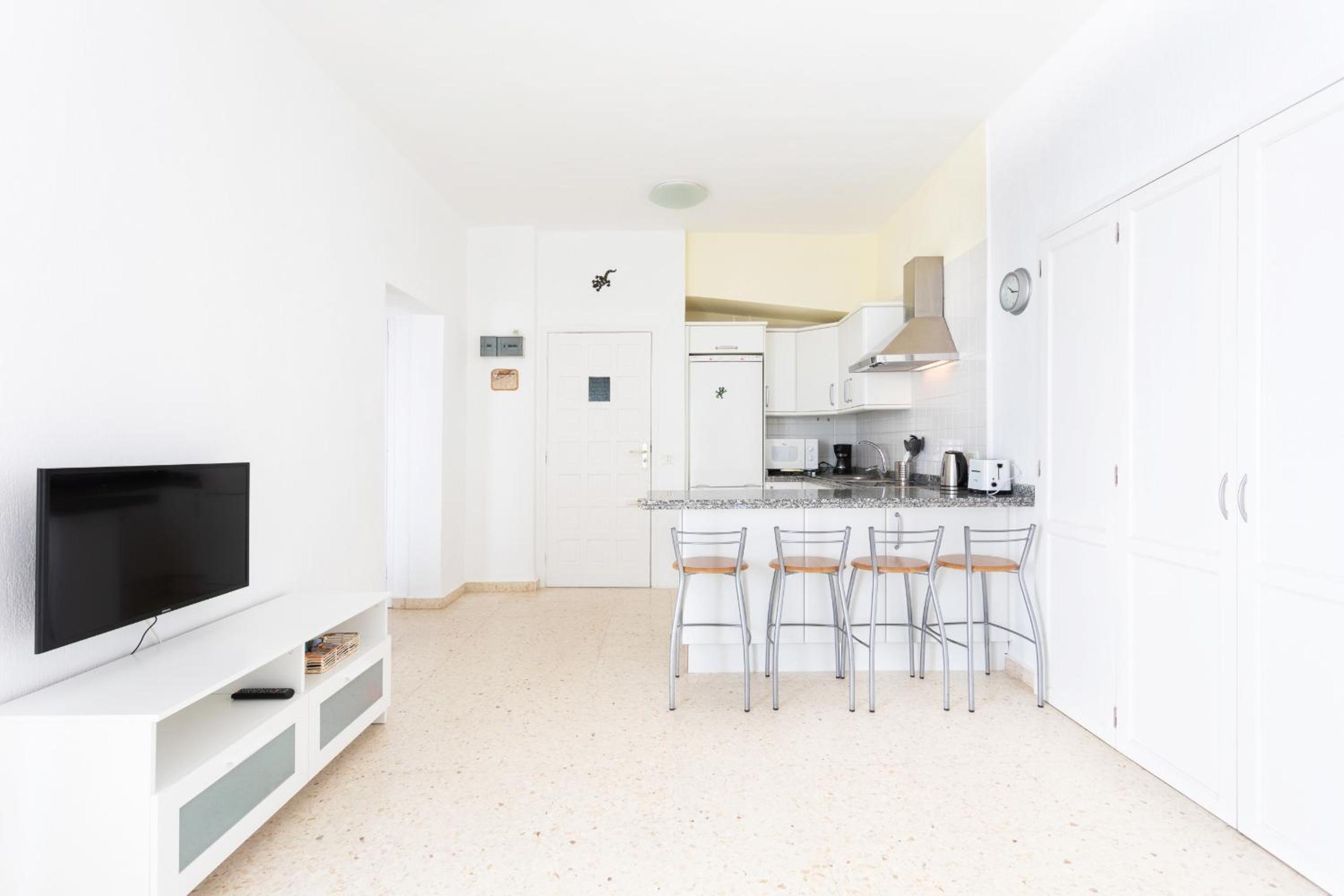 Santa Cruz de Tenerife Vacations - Little Beach Paradise Las Gaviotas - Property Image 17