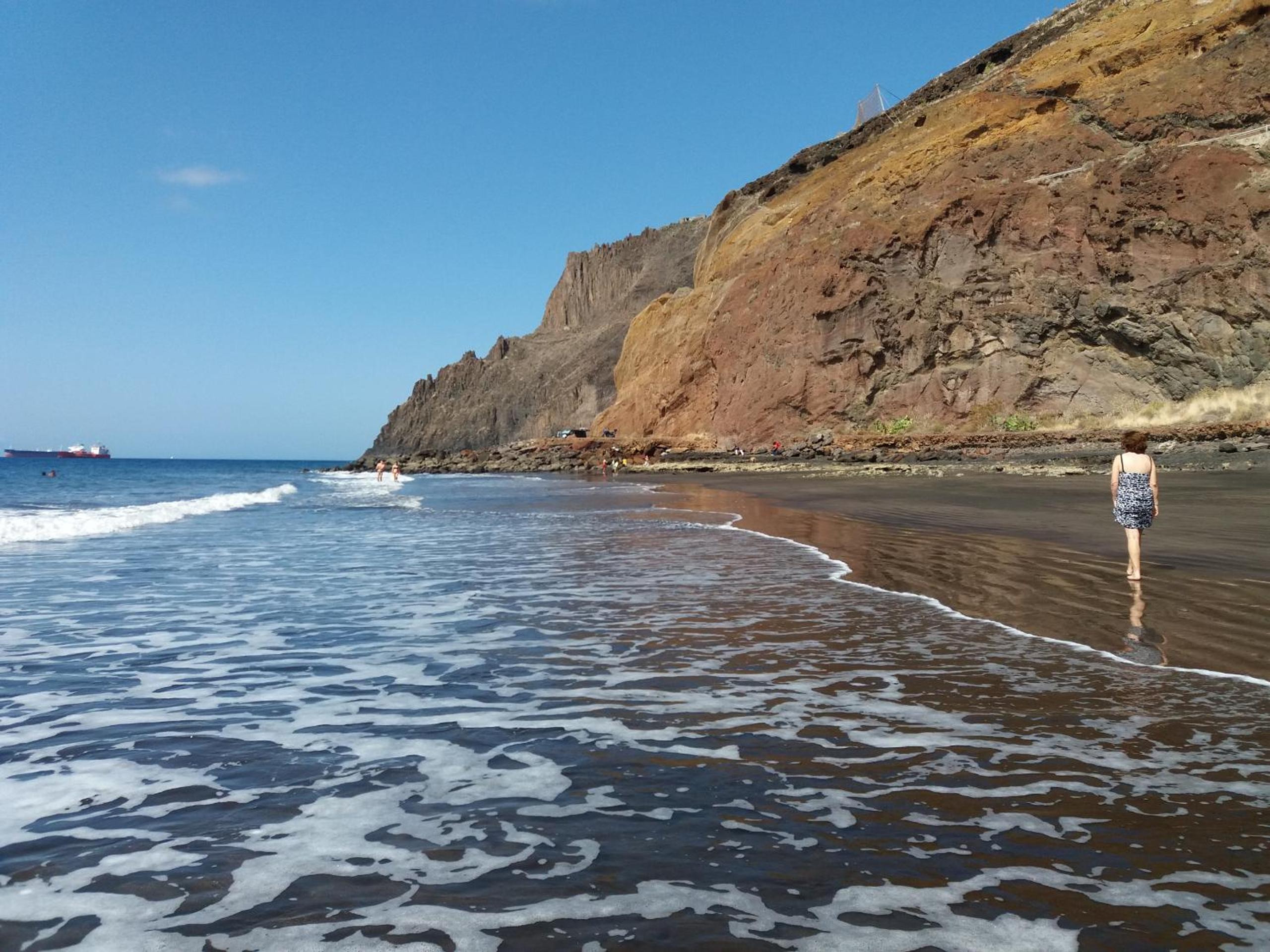 Santa Cruz de Tenerife Vacations - Little Beach Paradise Las Gaviotas - Property Image 4