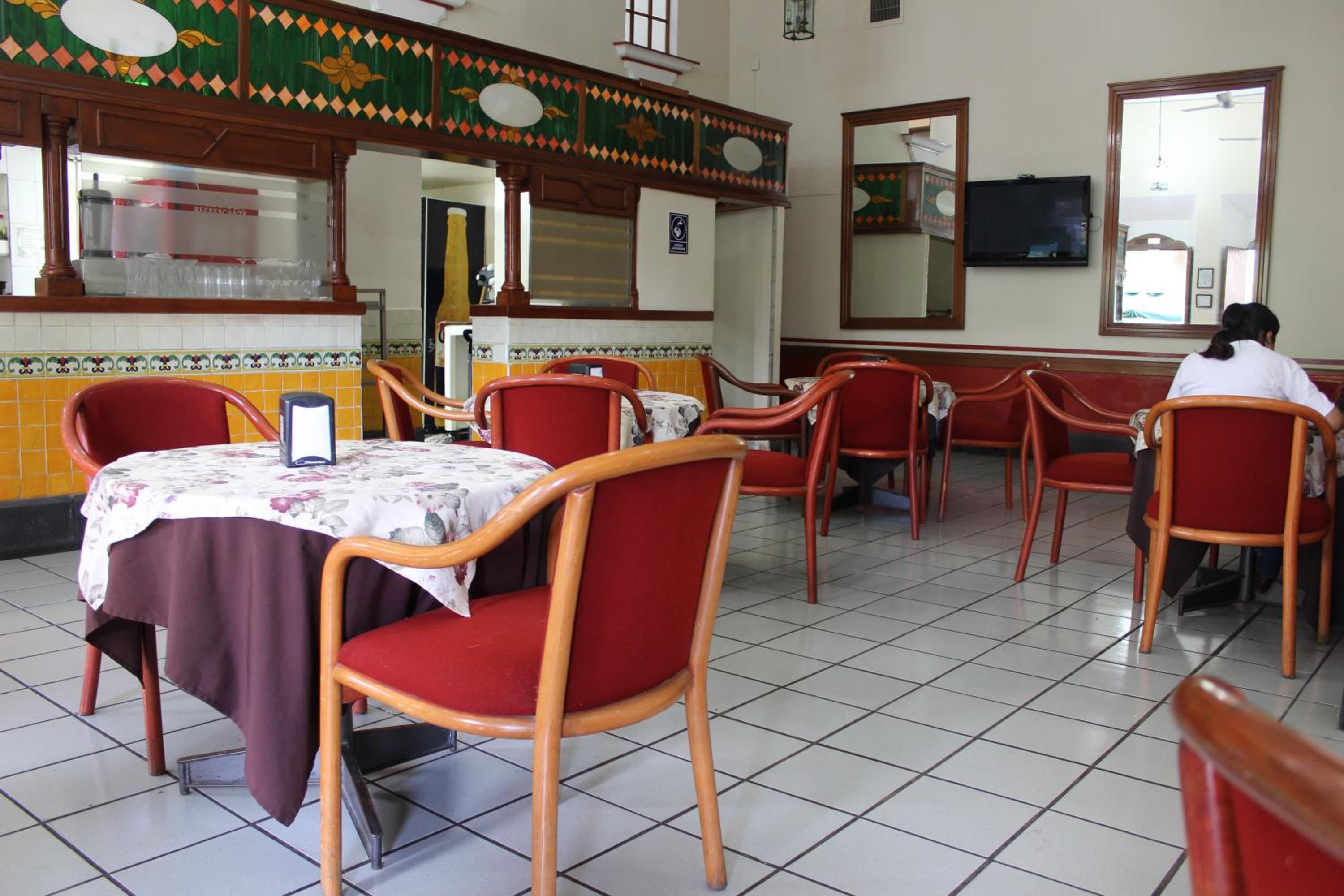 restaurant
