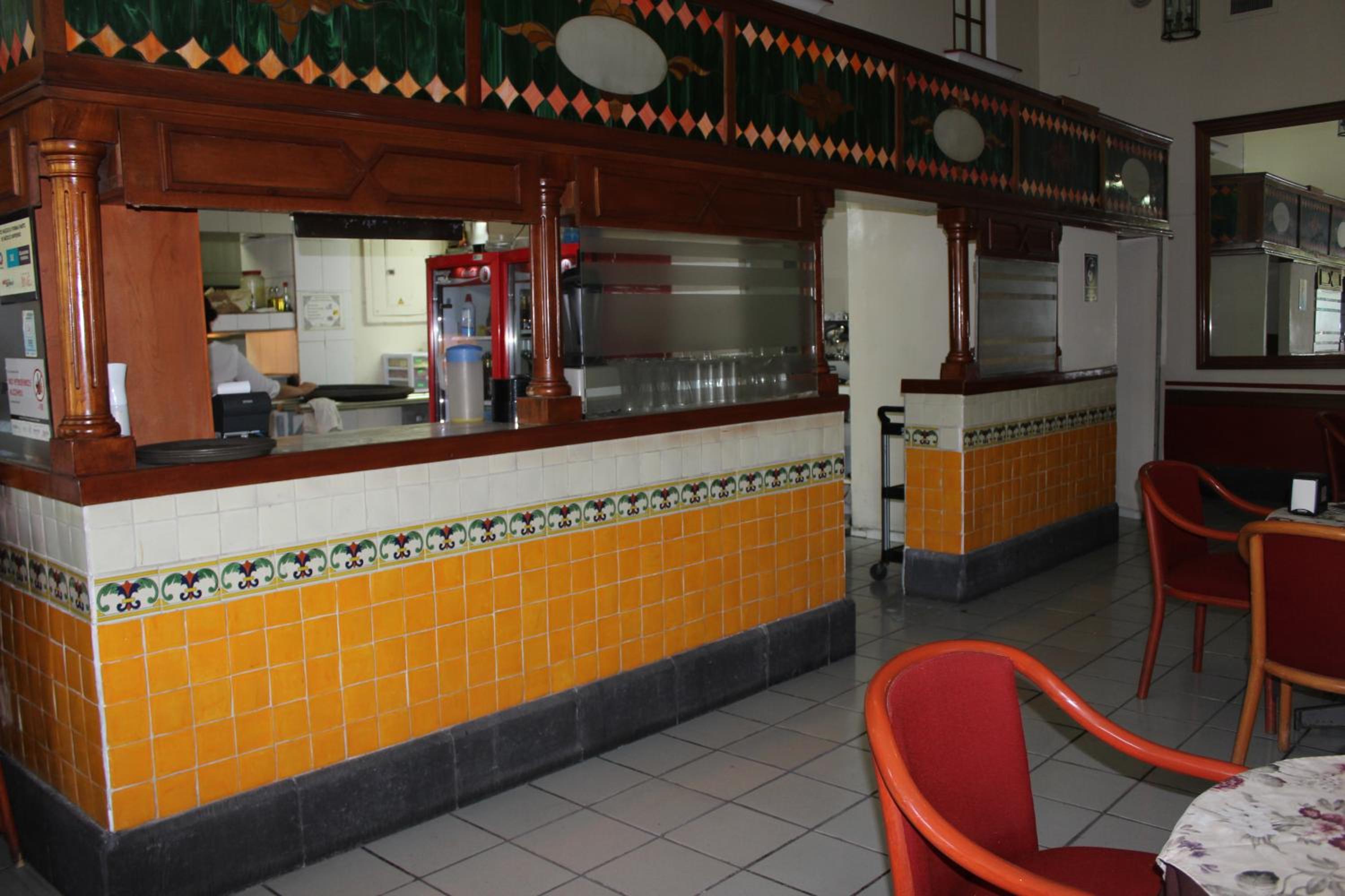 restaurant
