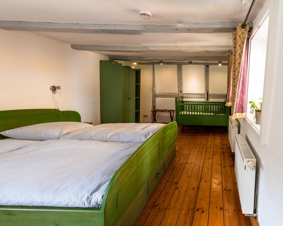Fachwerkhotel - Ferienhäuser Vorhof zur Hölle