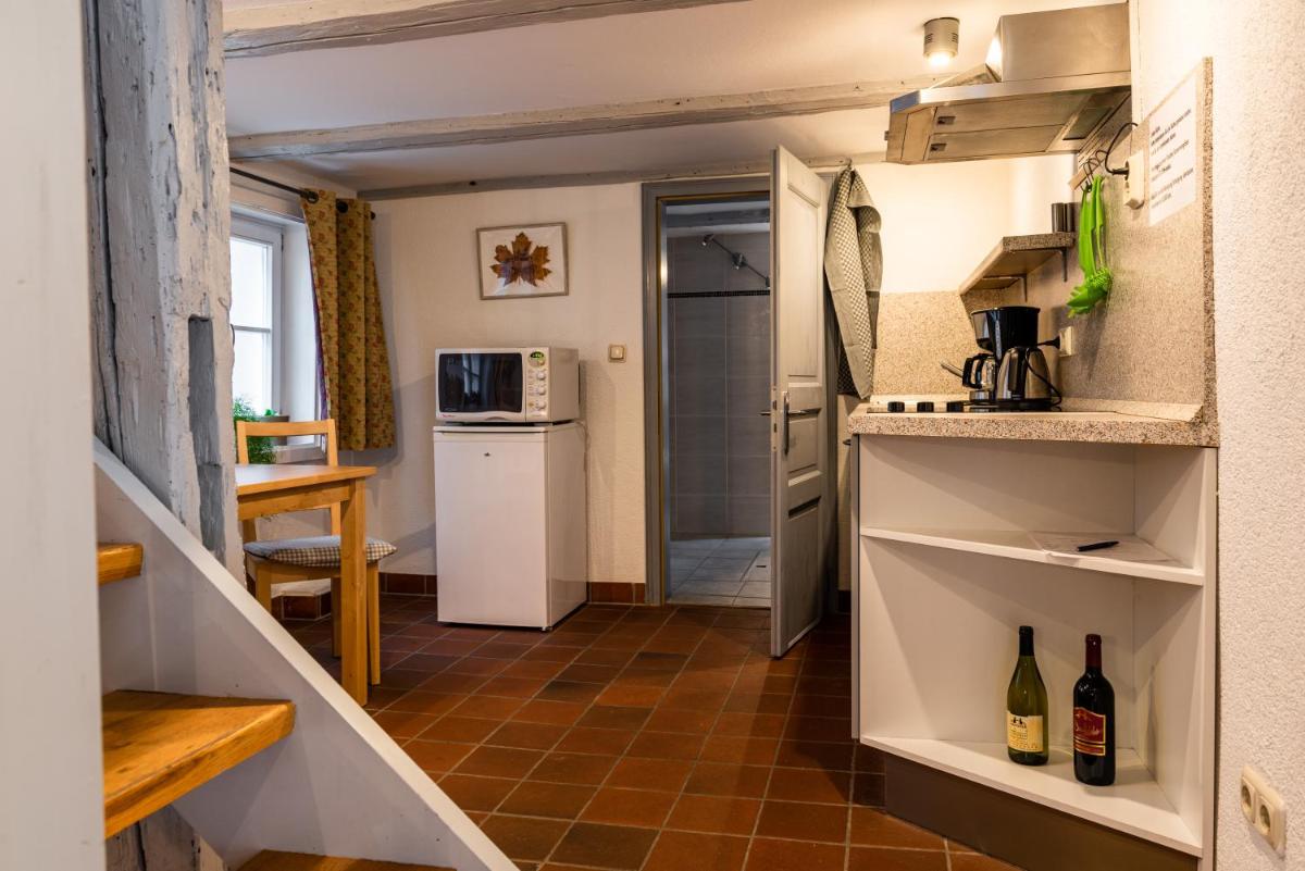 Fachwerkhotel - Ferienhäuser Vorhof zur Hölle