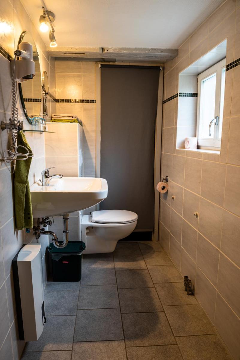 Fachwerkhotel - Ferienhäuser Vorhof zur Hölle