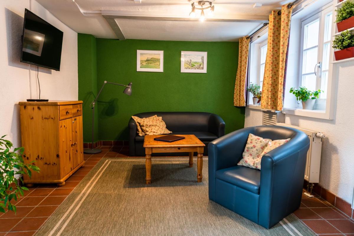 Fachwerkhotel - Ferienhäuser Vorhof zur Hölle