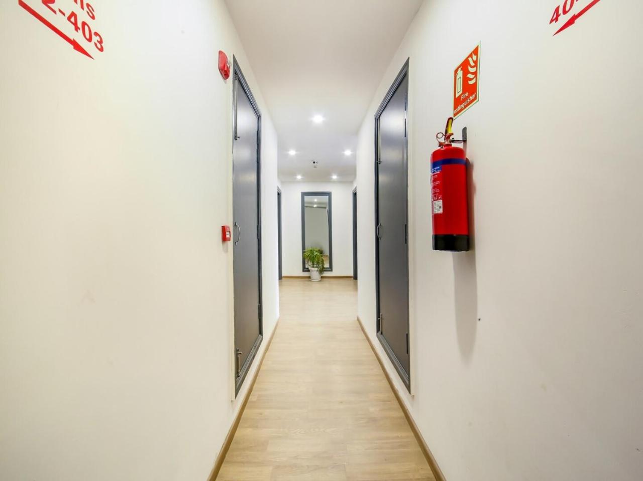 Flora Residency