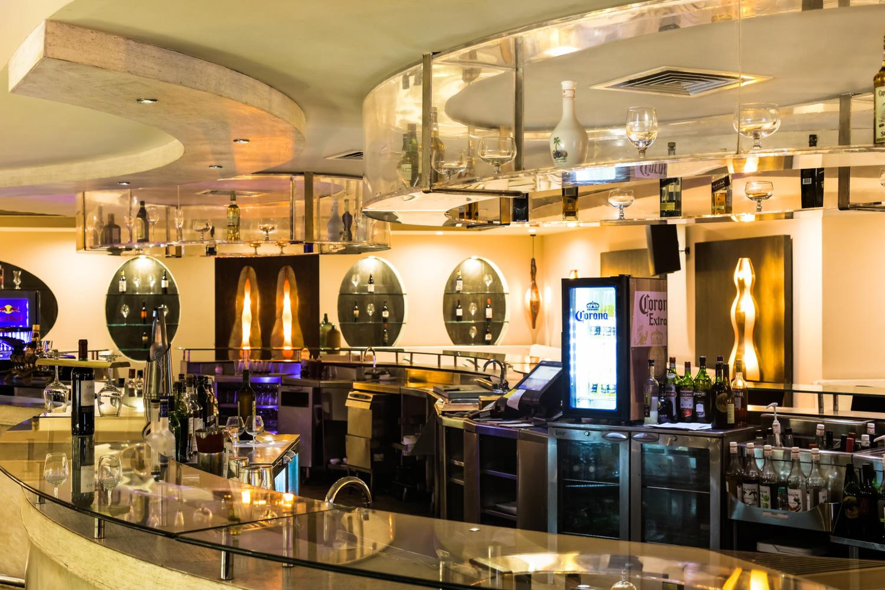 bar