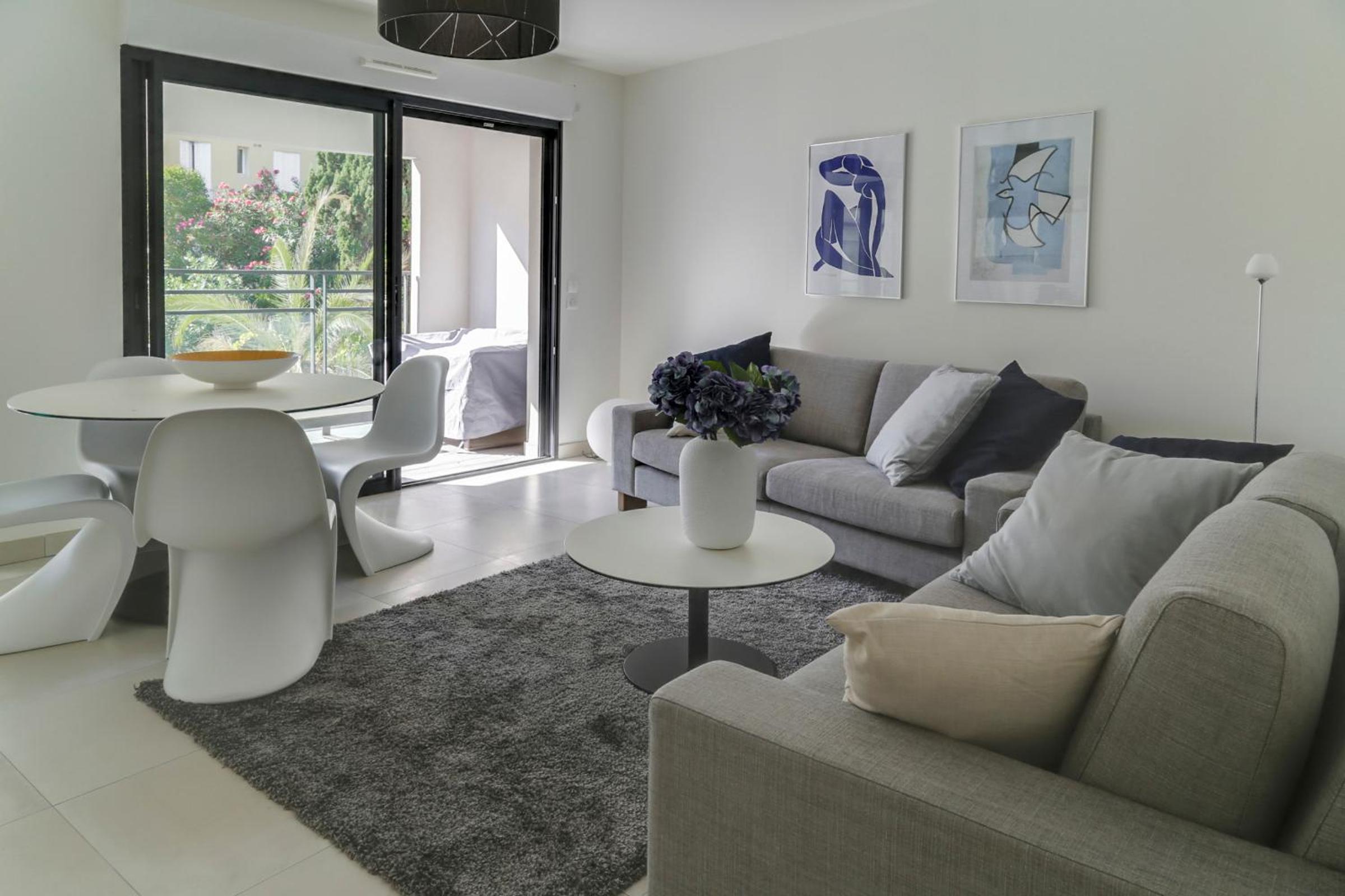 IMMOGROOM- Modern - Elegant - Close to the beach -AC