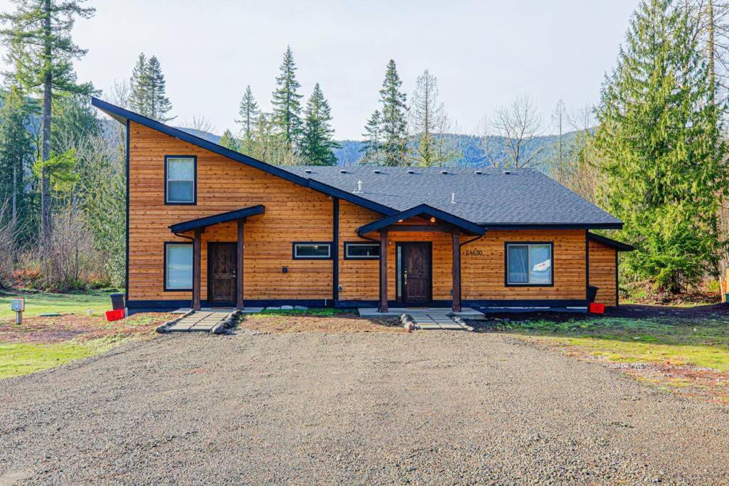 Newly built Modern Chalet at Mt. Hood Village