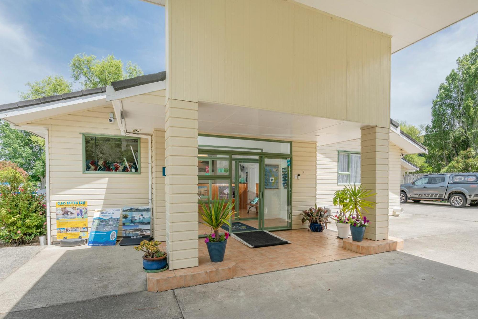 Coromandel Shelly Beach TOP 10 Holiday Park 13