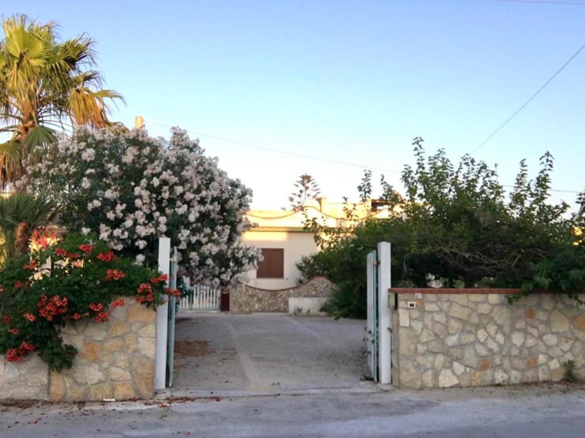 3 bedrooms appartement at Mazara del Vallo 100 m away from the beach with enclosed garden and wifi