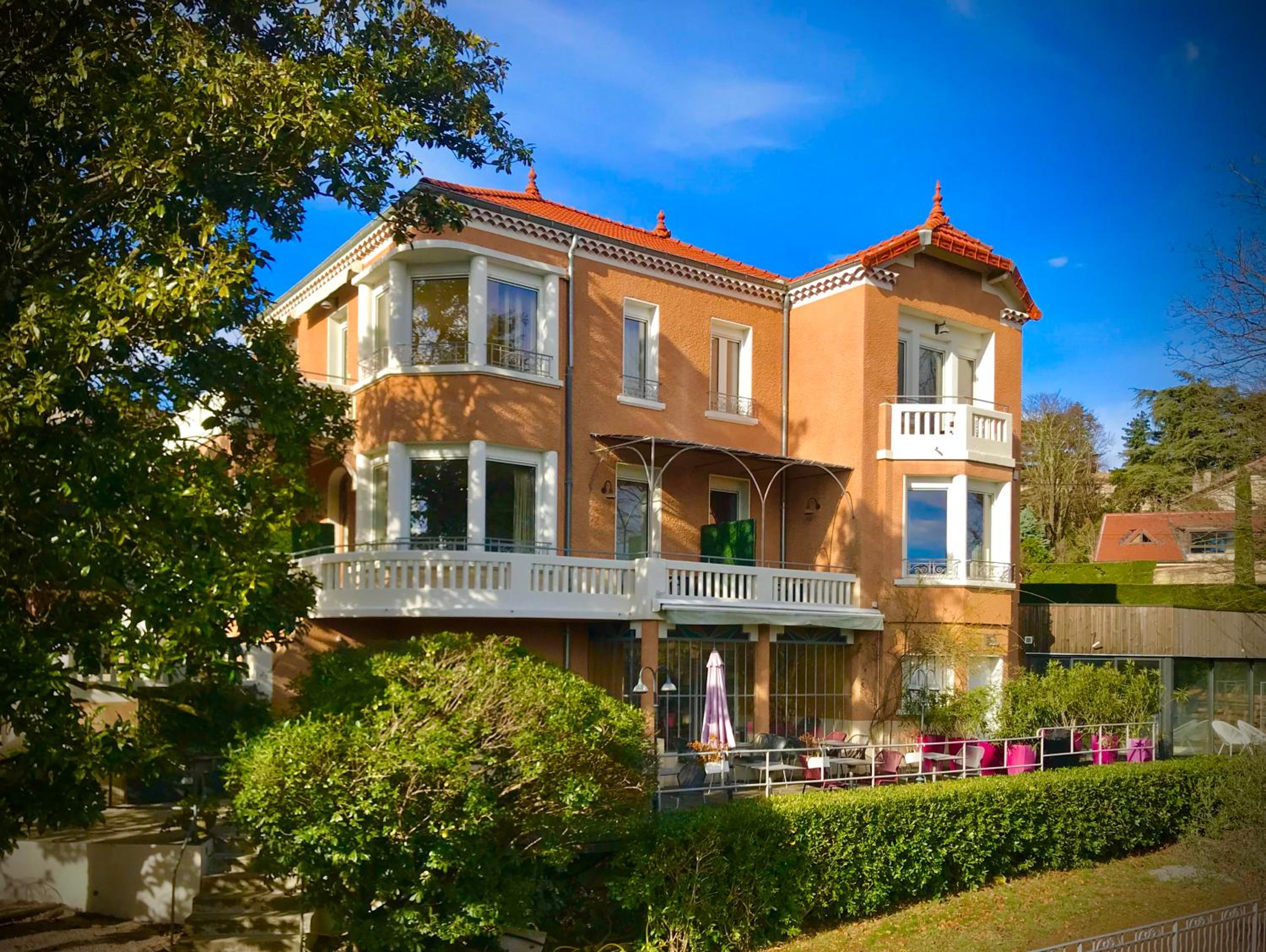 Villa Elisa M