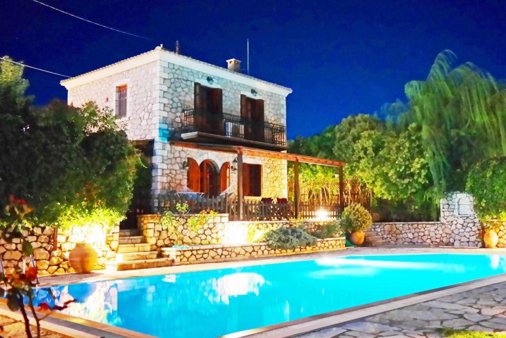 Lefkada Villas by Omikron Selections
