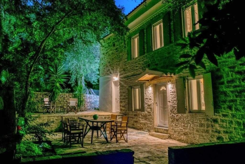 Efthimaki Villa photo 1