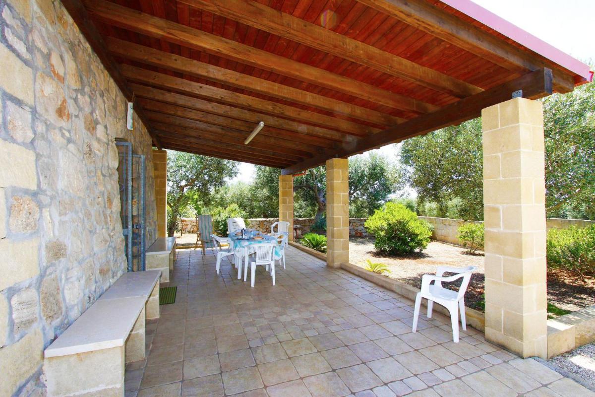 Pajara Salentina con ampia veranda e giardino photo 2