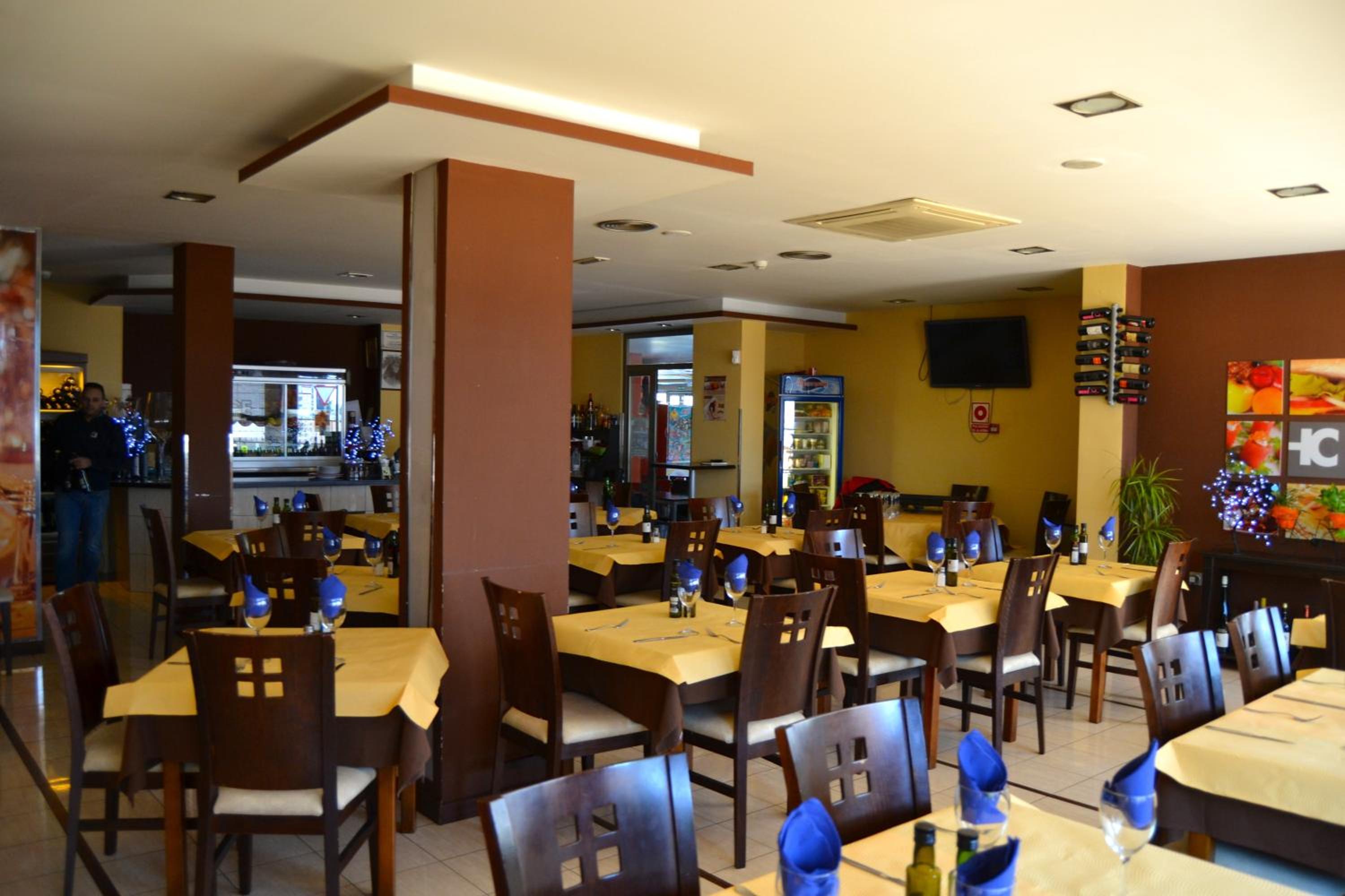 restaurant