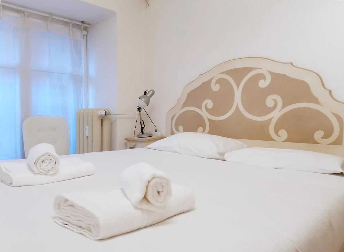 Porta Venezia & Giardini Montanelli Cozy Flat