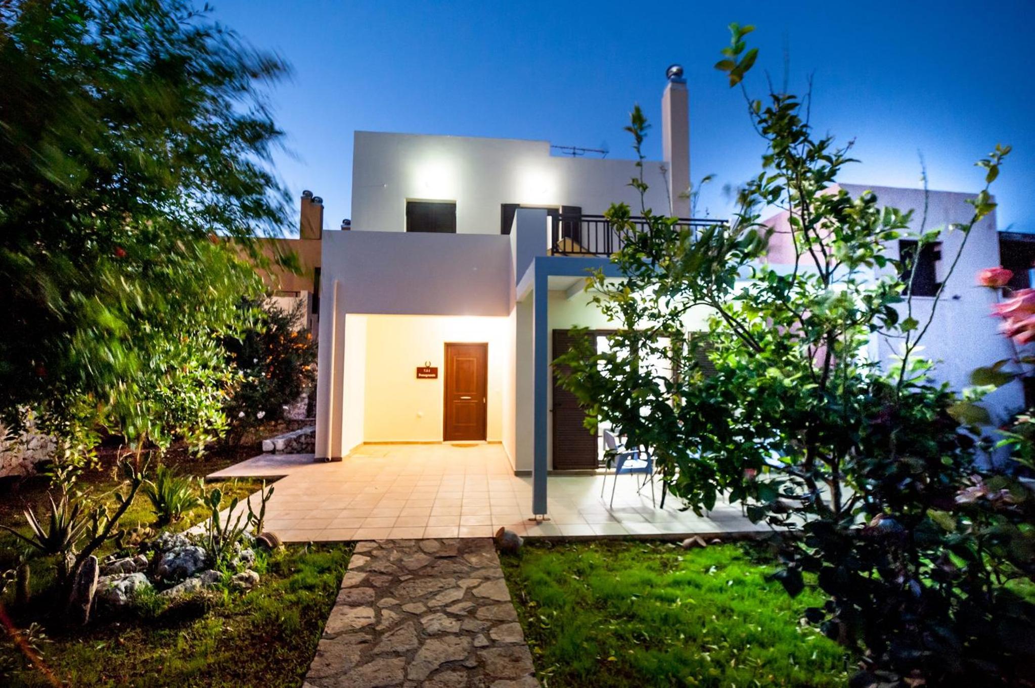 Villa Pomegranate