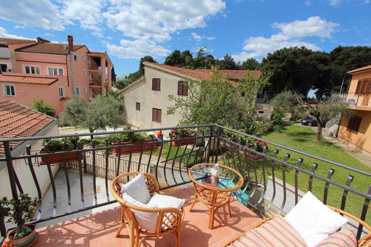 Apartment Orange 29