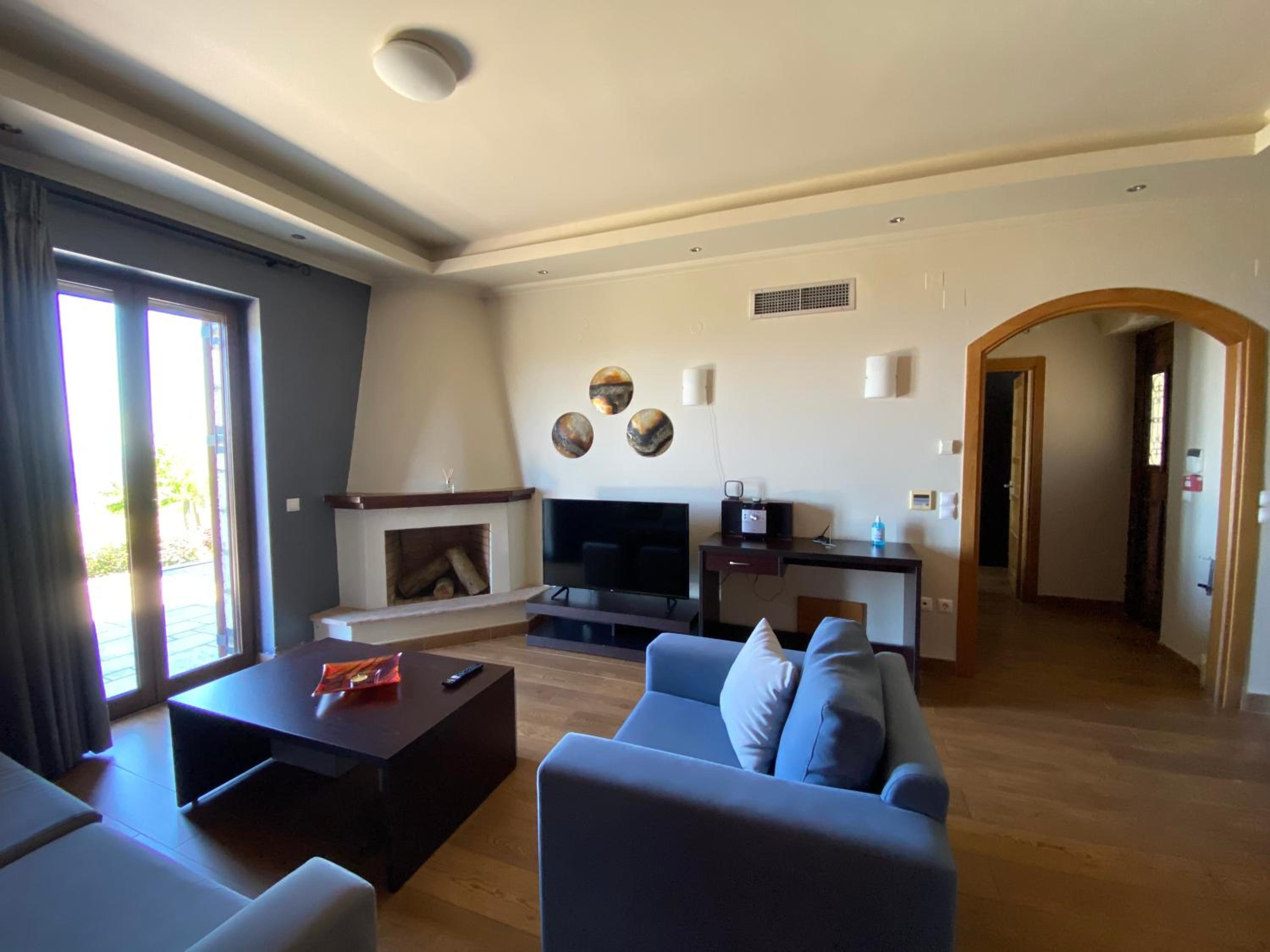 Anemones Villas by Omikron Selections