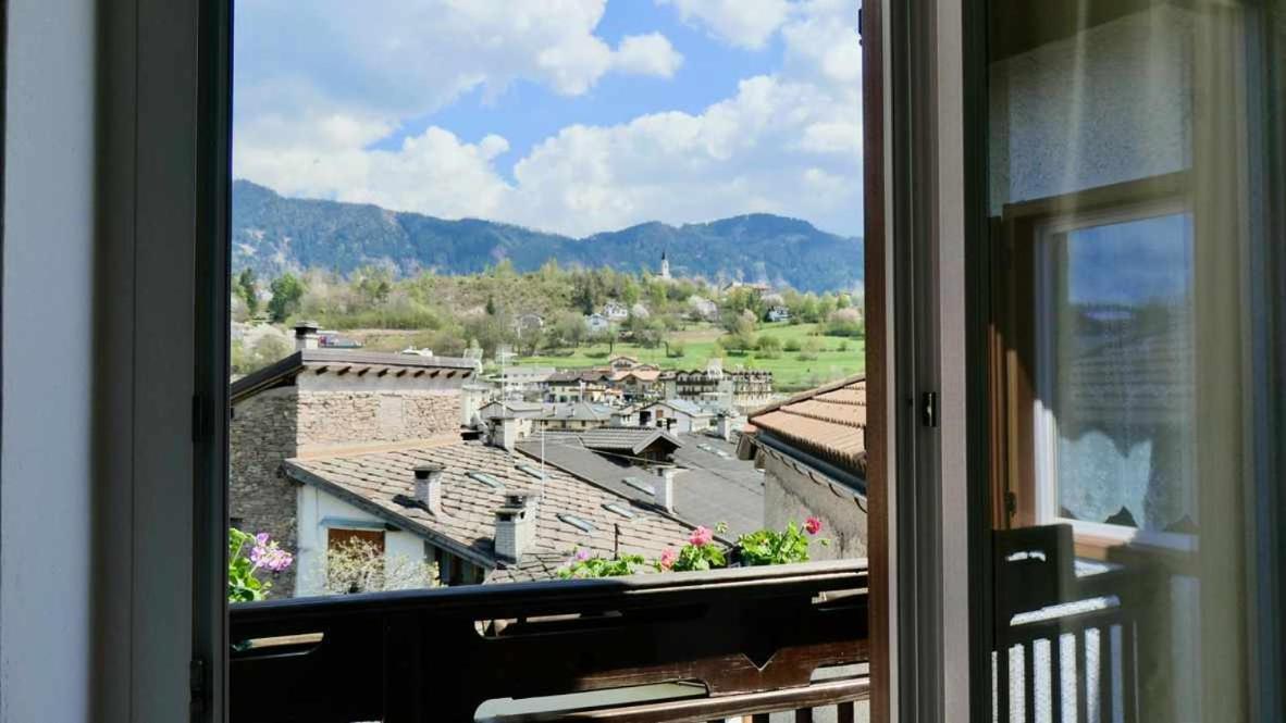 Casa Lucia vista montagna Tressilla Ospitar