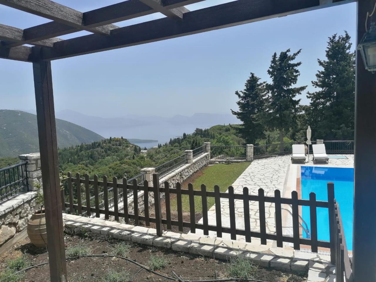 Lefkada Villas by Omikron Selections