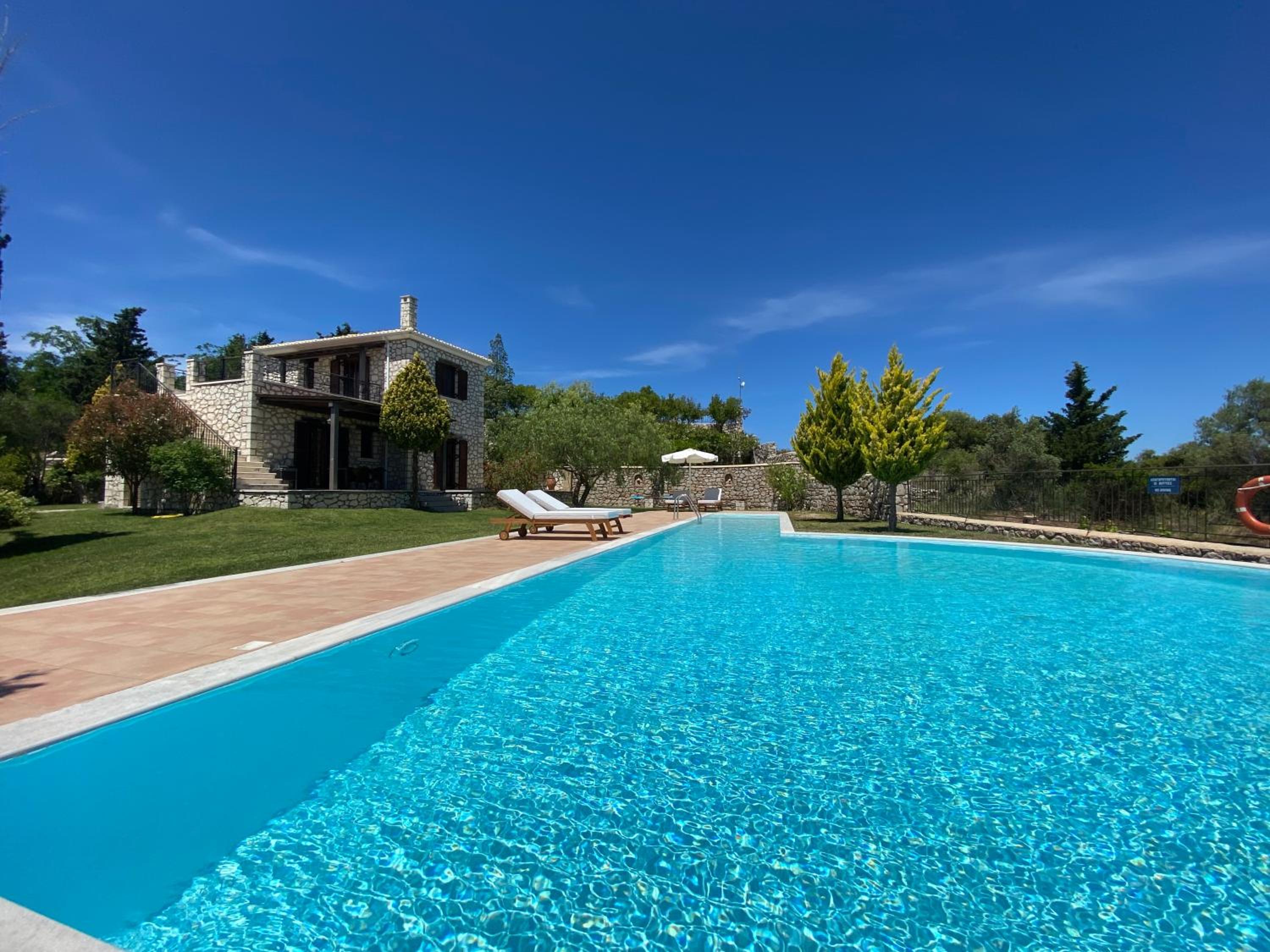 Anemones Villas by Omikron Selections