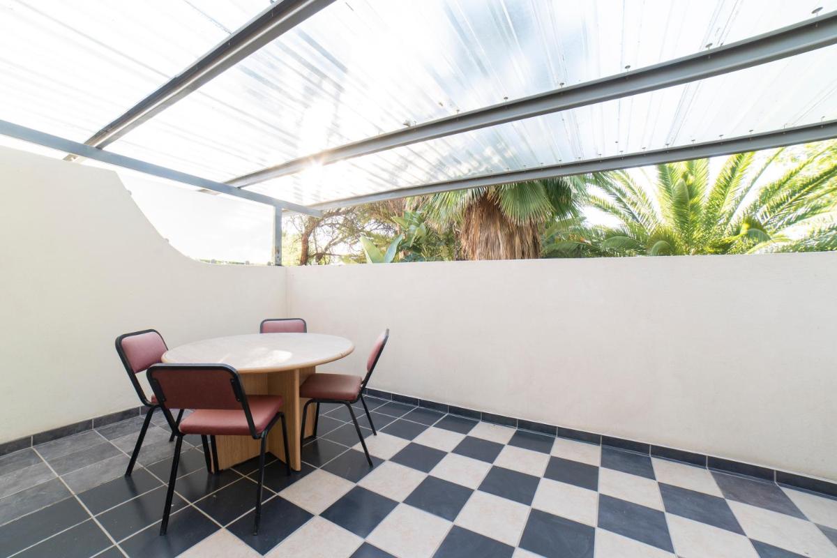 outdoor BBQ area