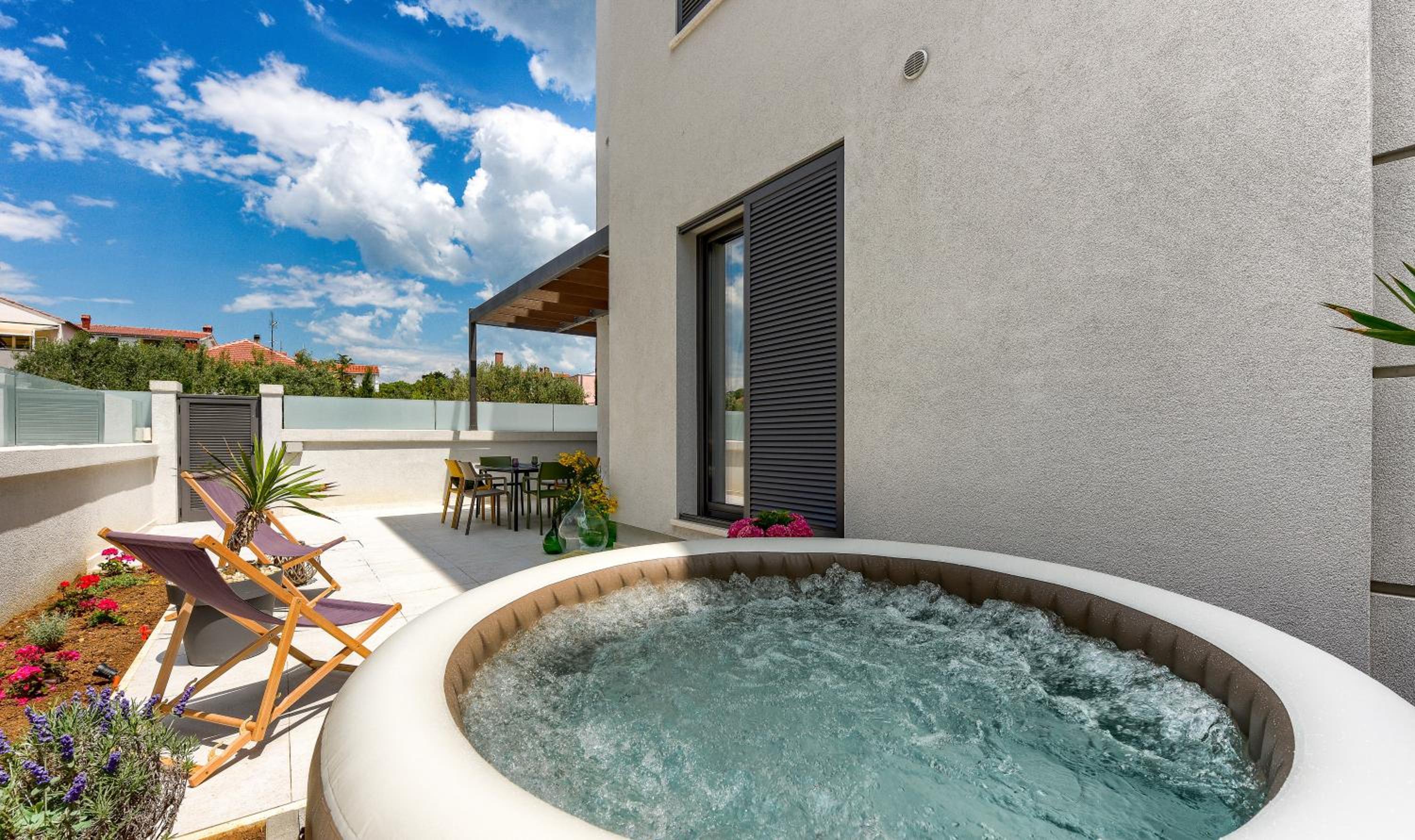 Lunula Residence